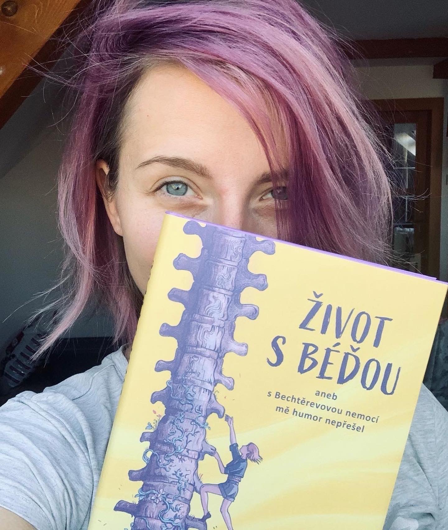 Kniha Život s Béďou aneb s Bechtěrevovou nemocí mě humor nepřešel. Kniha Život s Béďou aneb s Bechtěrevovou nemocí mě humor nepřešel.